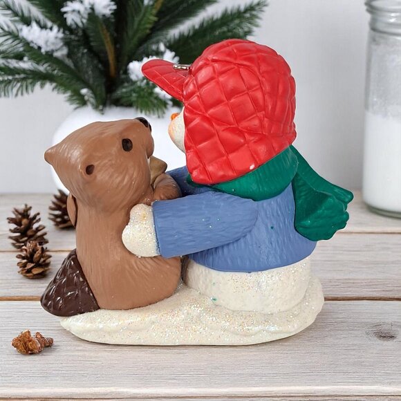 Hallmark Keepsake Snow Buddies Beaver 18th In Series Ornament 2015 - Picture 8 of 9